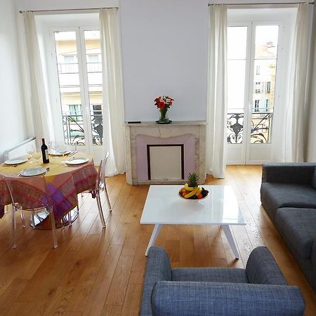 "Le Jazzy" By Enjoynice, 3-Bedroom, 2-Bathroom Spacious Central Apartment Exterior photo